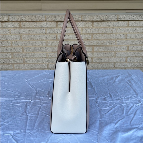 ♠️ Kate Spade Phoebe Commuter Tote♠️ - Picture 3 of 12